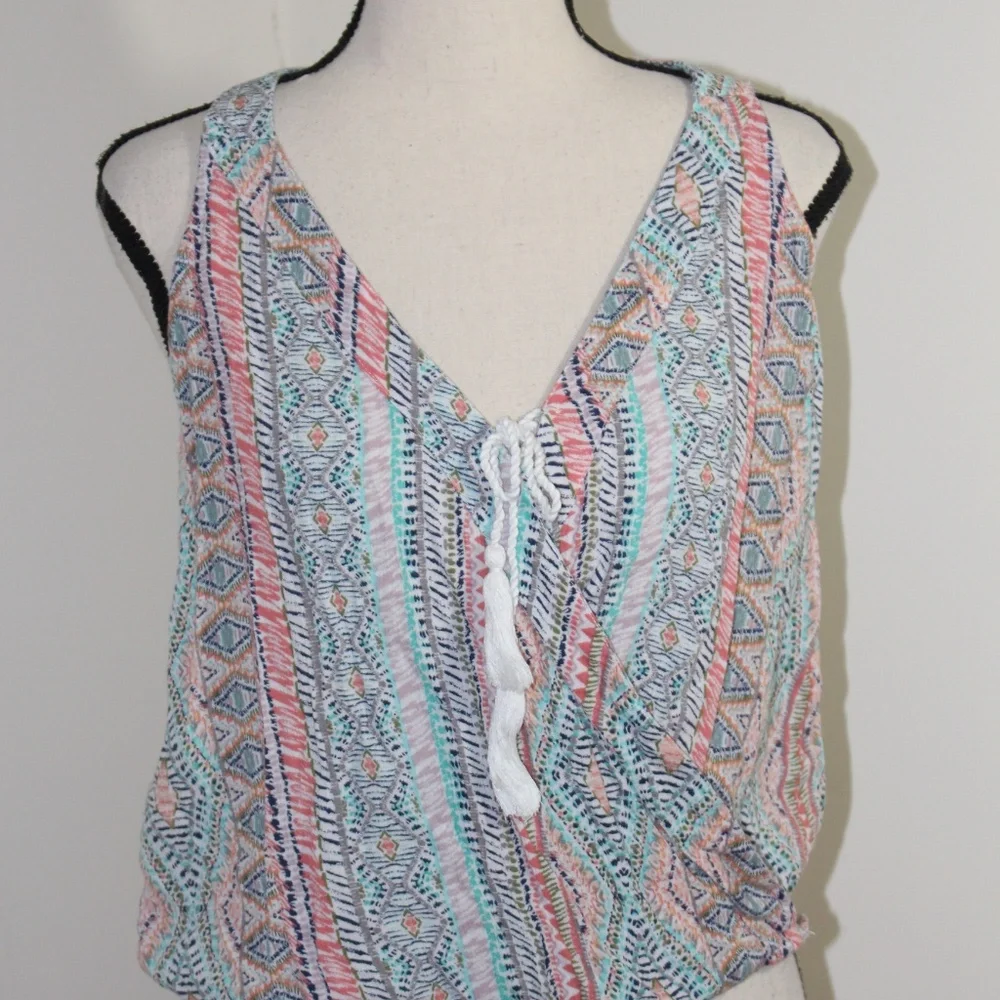 Hollister, Wrap Tie Tassel  Tank top - Picture 4 of 7